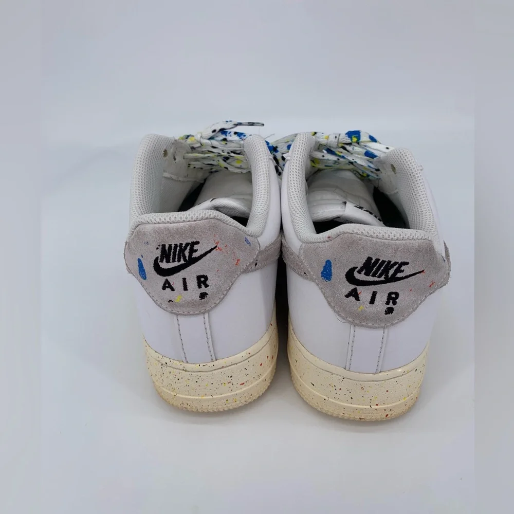Nike White Air Force 1 '07 Lv8  Splattered Paint on White Sneakers Mens Size 8.5 - Picture 4 of 9